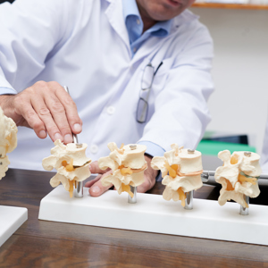 Связь между синдромом обструктивного апноэ во сне и остеопорозом у взрослых: систематический обзор и метаанализ